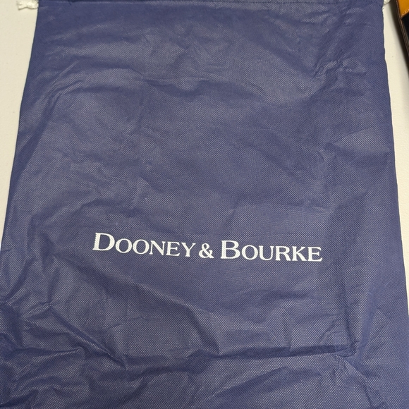 Dooney & Bourke Black and Tan Shoulder Bag - Picture 5 of 9